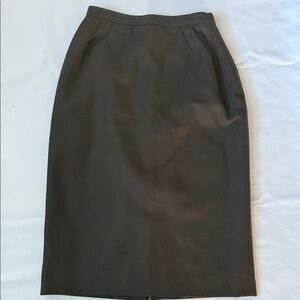 Luisa Spagnoli Elegant Olive Green Wool Pencil Skirt